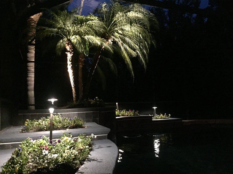 How to Save Money on Your Outdoor Lighting Sstem